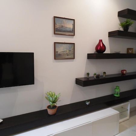 Giomar Apartment Naples Luaran gambar