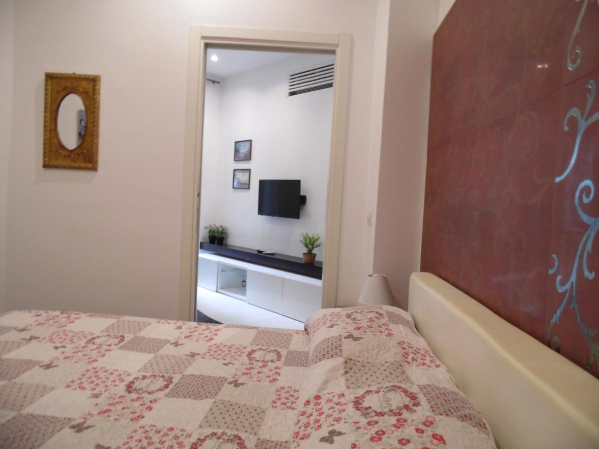 Giomar Apartment Naples Luaran gambar